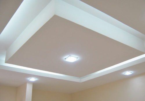 Servicios-Drywall-techo-iluminado-Constructora1000Oficios